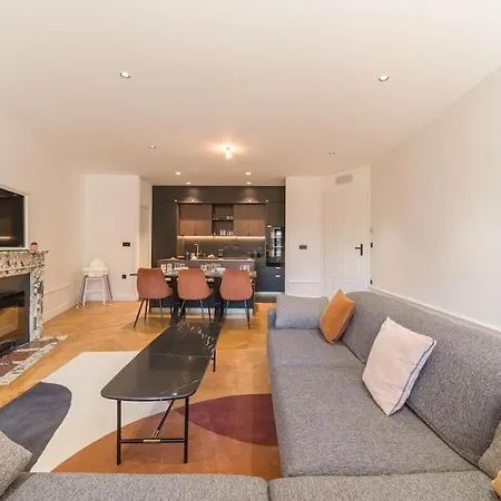 Astoria Haussmannien - De Caractere Apartment *